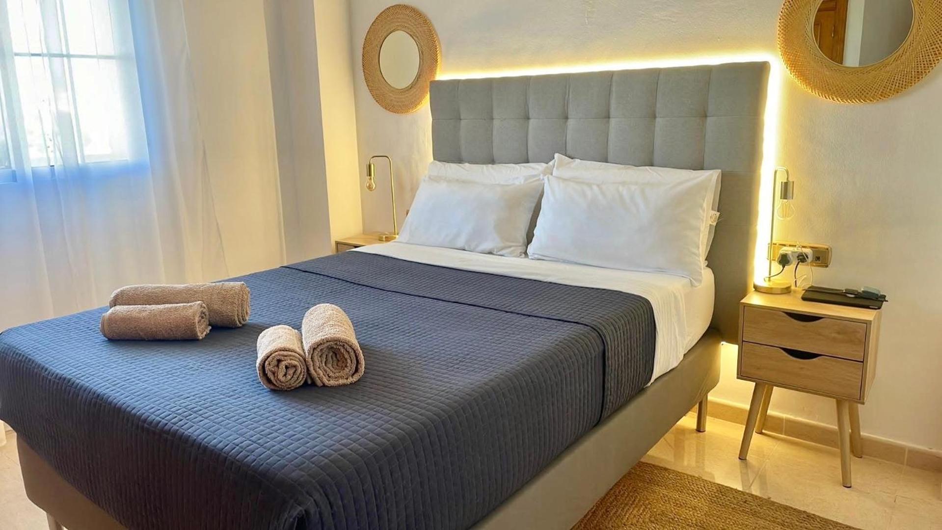 Casa Andres. Two Bed Penthouse Pool & Terrace Apartment Аликанте Екстериор снимка